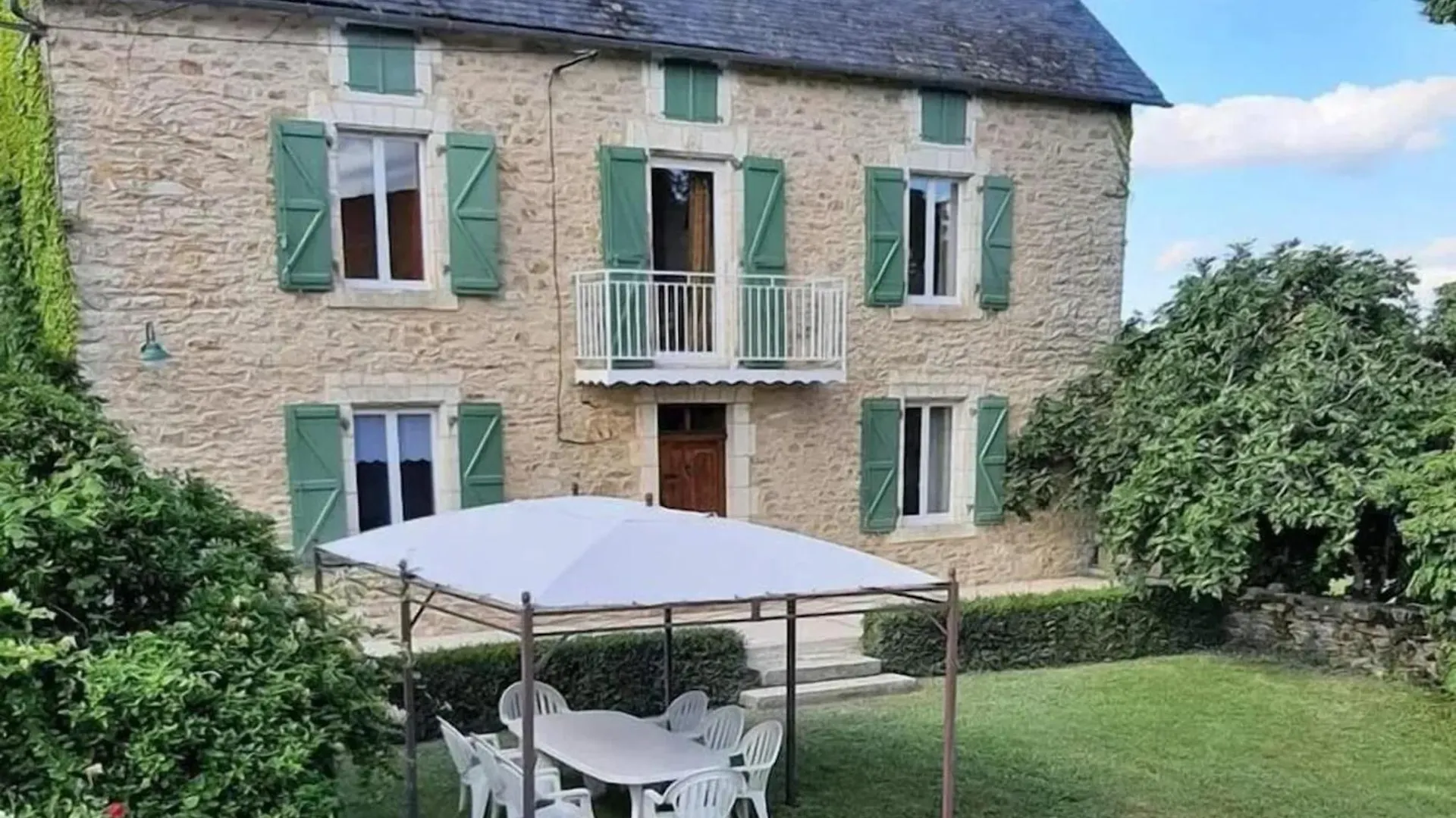 Сasa de vacaciones Maison Familiale Avec Piscine A Salviac